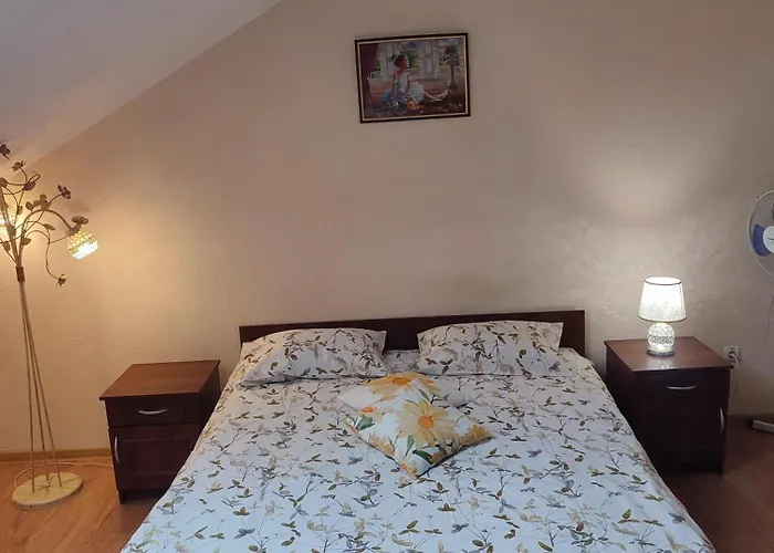 Doba - центр 1 кім 5 міс завжди тепла ! Apartman *
