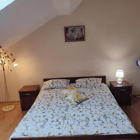 Doba - центр 1 кім 5 міс завжди тепла ! Apartment *